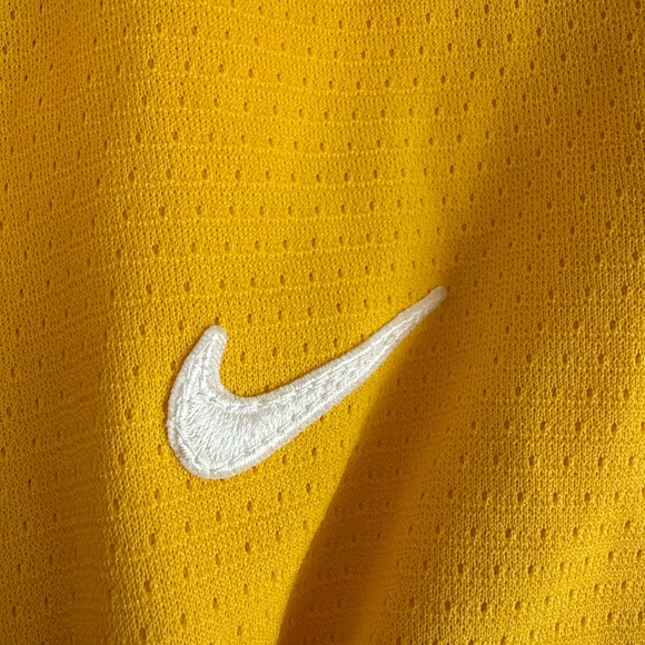 Nike Yellow USA Hockey Jersey - Picture 4 of 6